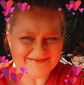 Meet your Posher, Pamela